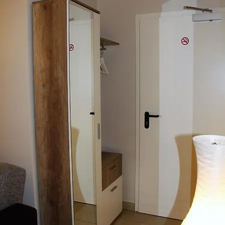 Stars Essener Strasse Appartement *