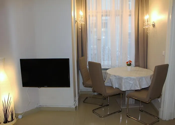 Stars Essener Strasse * Berlim