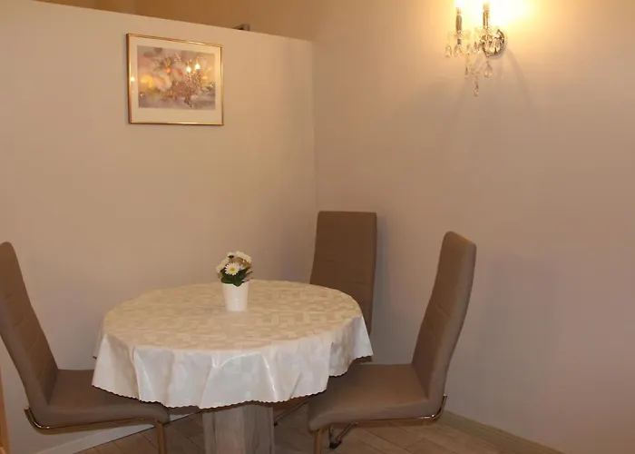 Stars Essener Strasse * Berlim