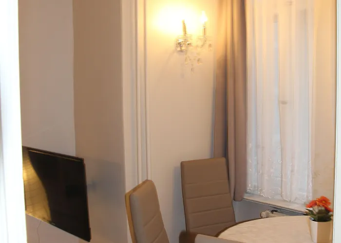 Stars Essener Strasse *