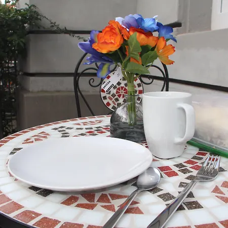 Stars Essener Strasse * Berlin