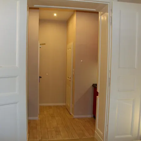 Stars Essener Strasse * ベルリン